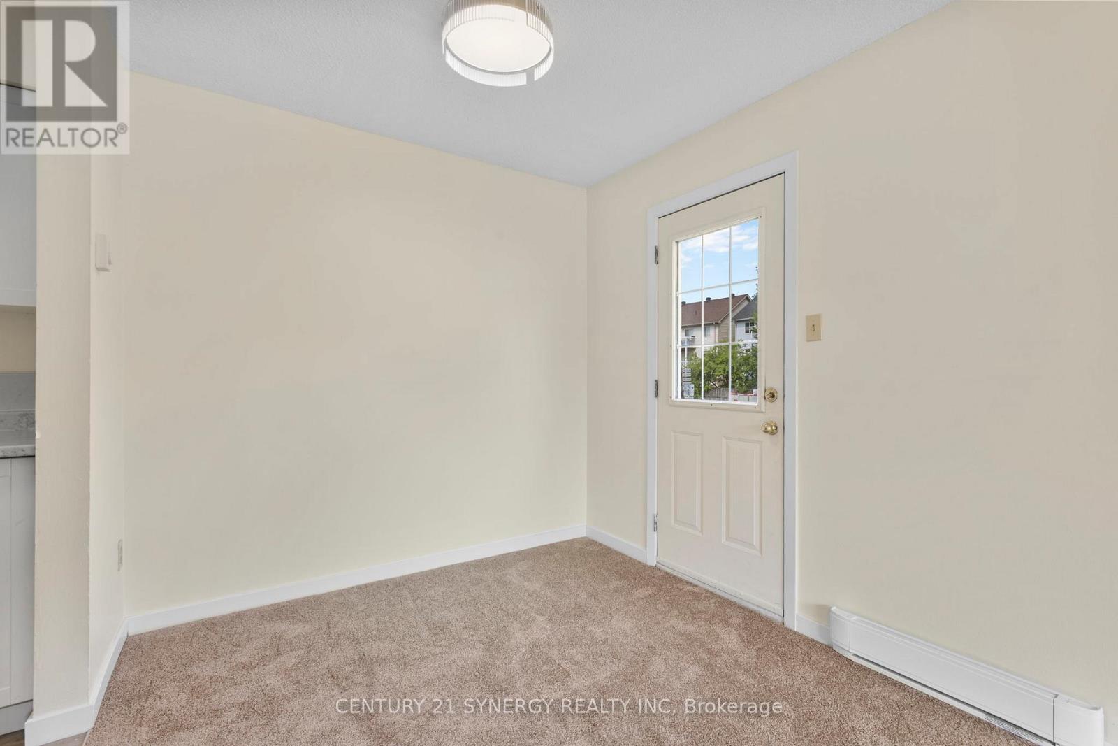 26b Sonnet Crescent, Ottawa, Ontario  K2H 8W7 - Photo 9 - X12329878