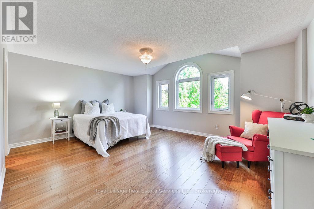 1688 Glenvista Drive, Oakville, Ontario  L6H 6K6 - Photo 26 - W12329876