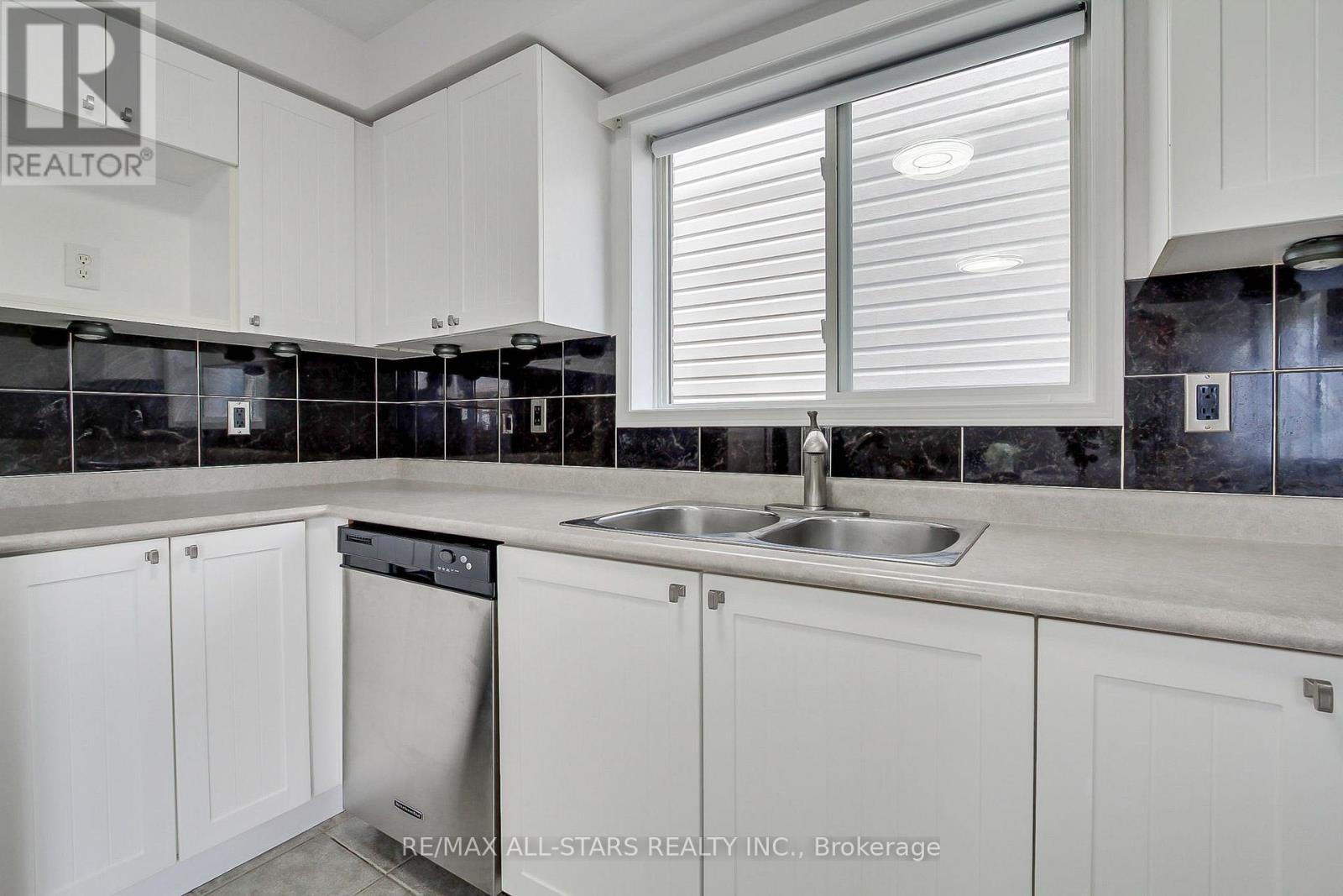 85 Handley Crescent, Ajax, Ontario L1Z 1M3 - Photo 19 - E12329775