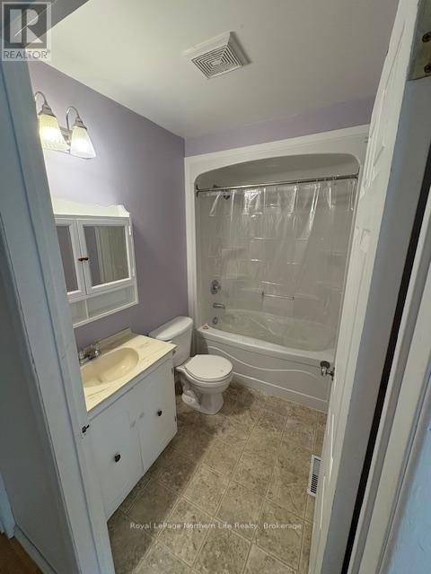 24-26 Spruce Drive, Temagami, Ontario  P0H 2H0 - Photo 15 - X12329825