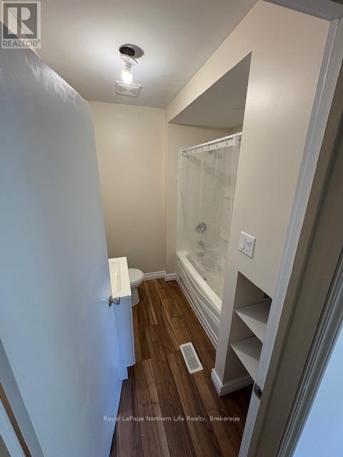 24-26 Spruce Drive, Temagami, Ontario P0H 2H0 - Photo 9 - X12329982