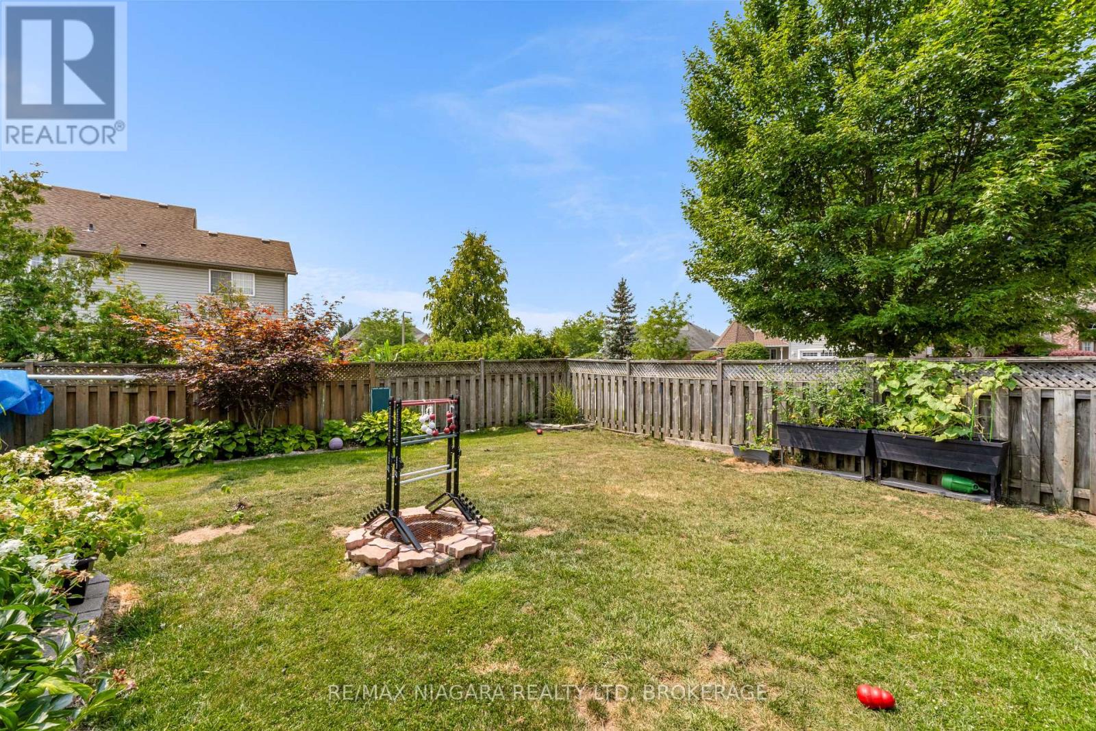 5 Wellandvale Drive, Welland (N. Welland), Ontario  L3C 7G7 - Photo 28 - X12329835