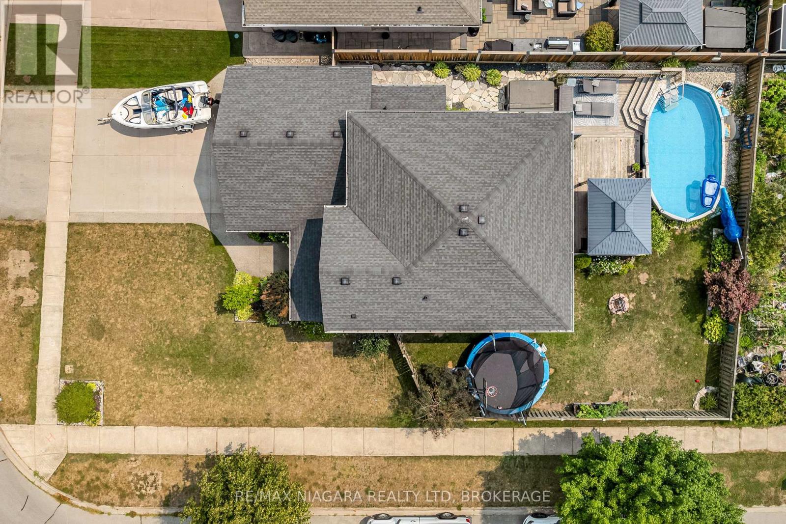 5 Wellandvale Drive, Welland (N. Welland), Ontario  L3C 7G7 - Photo 31 - X12329835