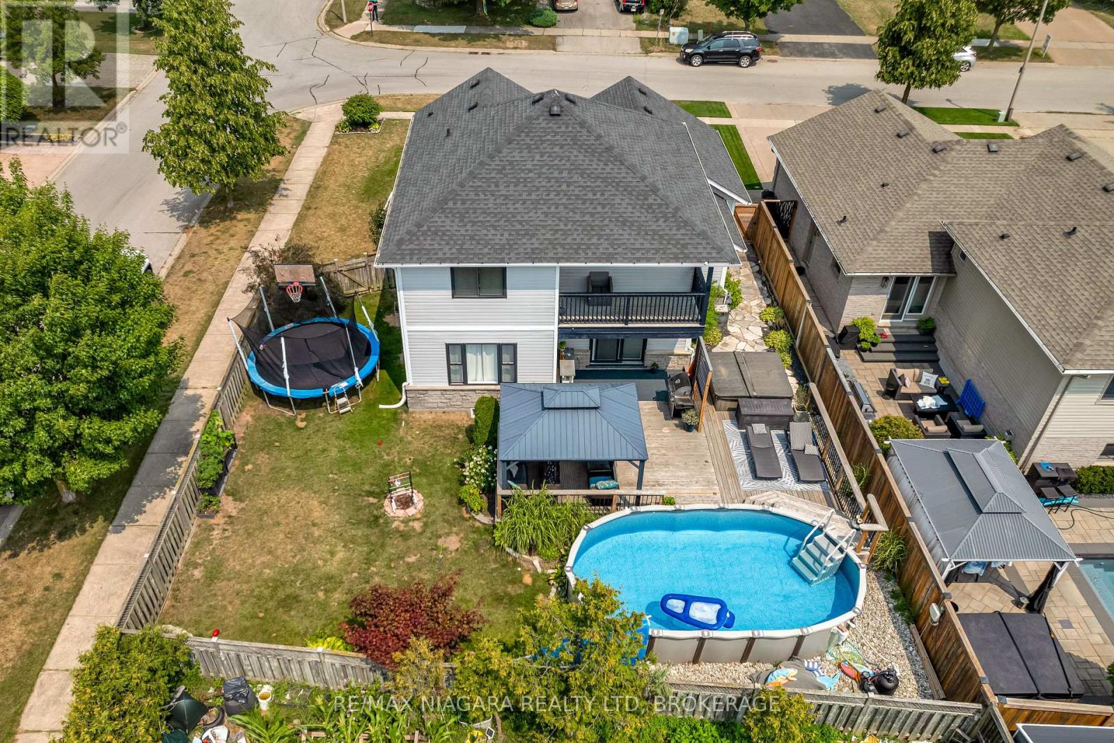 5 Wellandvale Drive, Welland (N. Welland), Ontario  L3C 7G7 - Photo 37 - X12329835