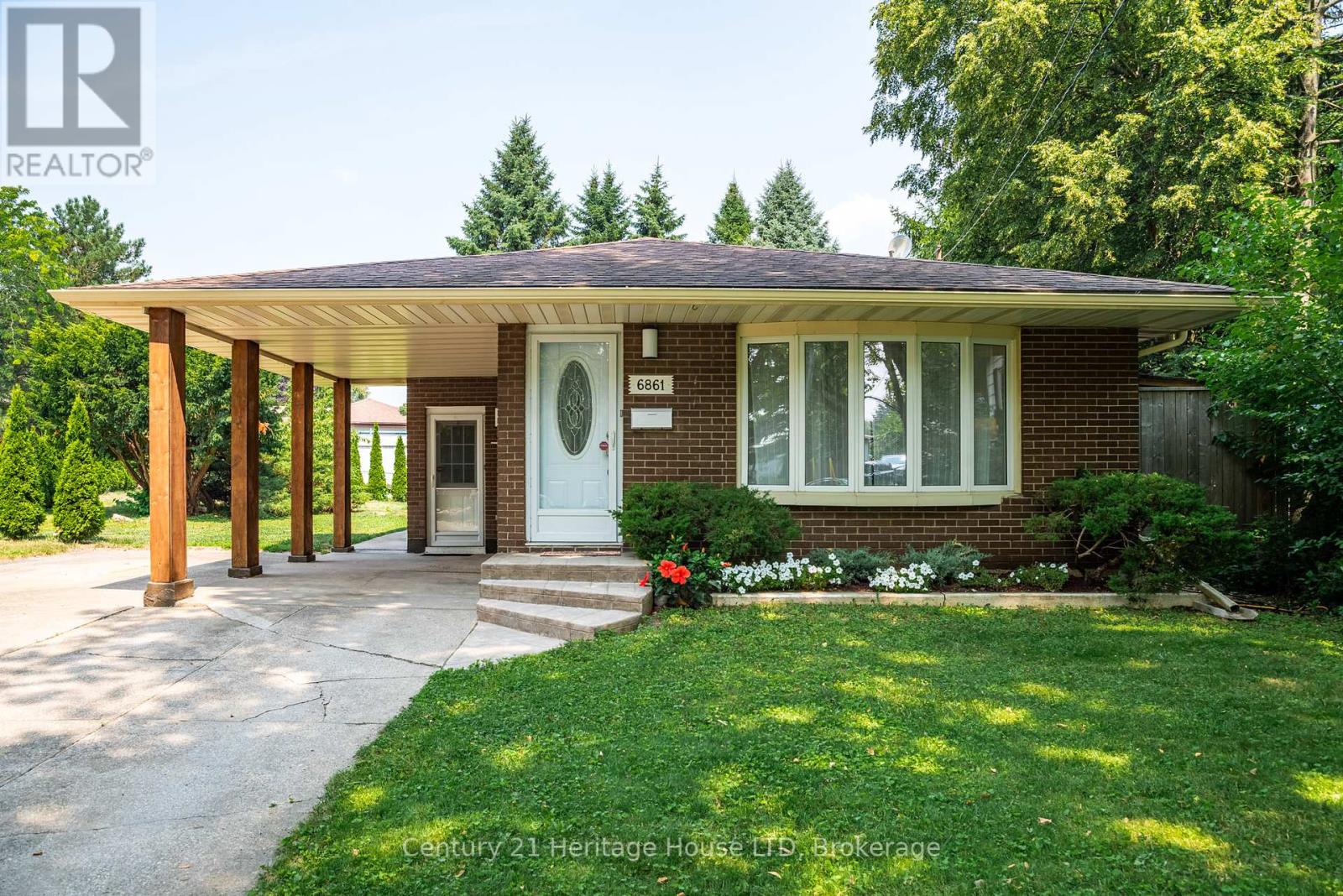 6861 FAIRLAWN CRESCENT, Niagara Falls, Ontario
