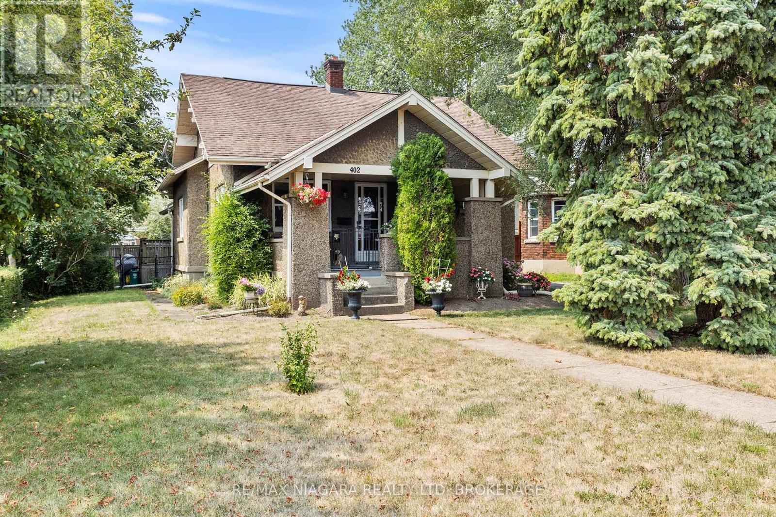 Property at 402 KING STREET image 1