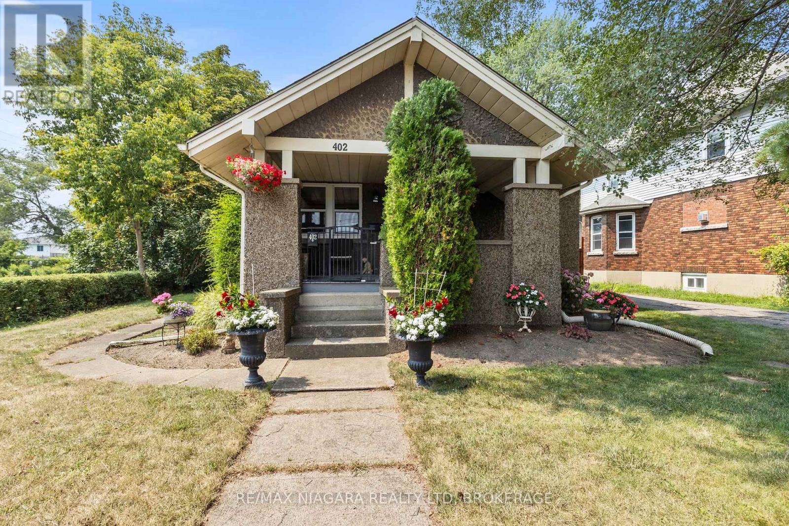 Property at 402 KING STREET image 2