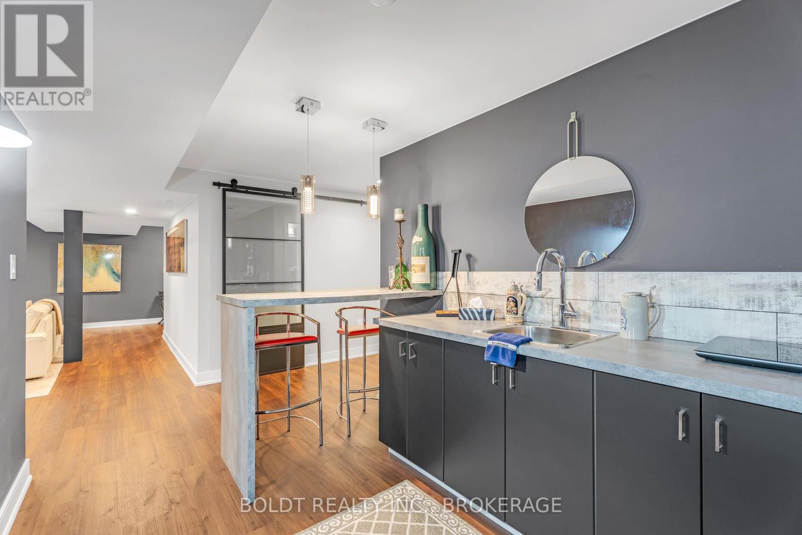 75 Parkside Drive, St. Catharines, Ontario  L2M 0B2 - Photo 26 - X12329993