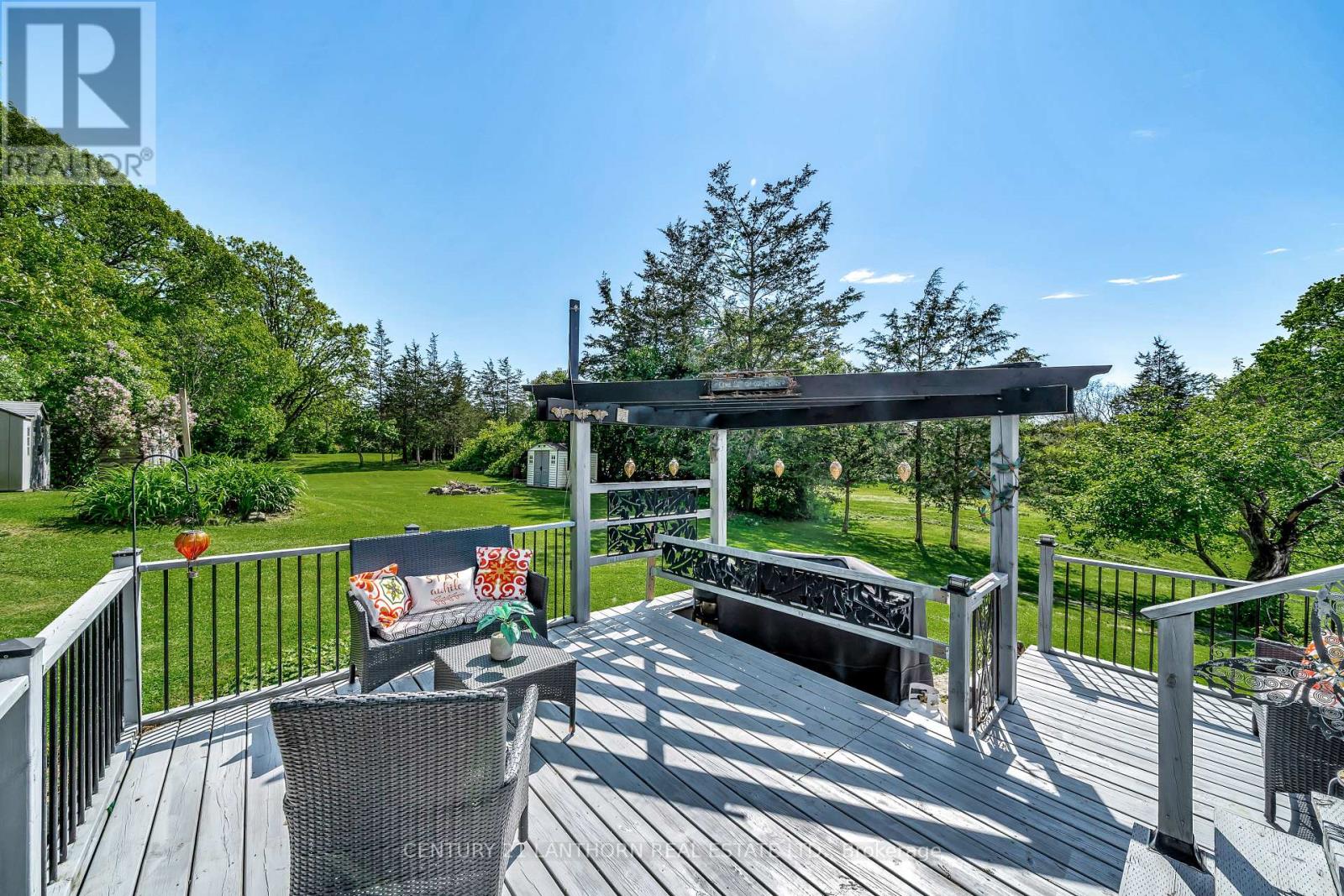 11807 Loyalist Parkway, Prince Edward County, Ontario  K0K 2T0 - Photo 39 - X12246174