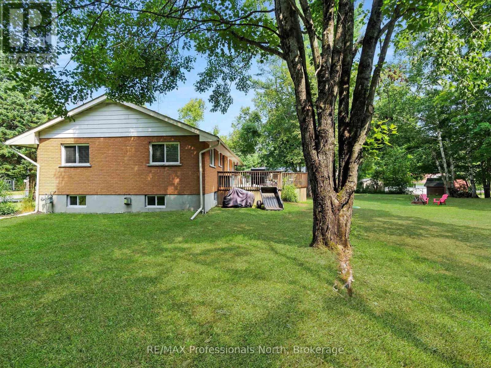 9 Beacon Lane, Bracebridge, Ontario  P1L 1L6 - Photo 7 - X12306881