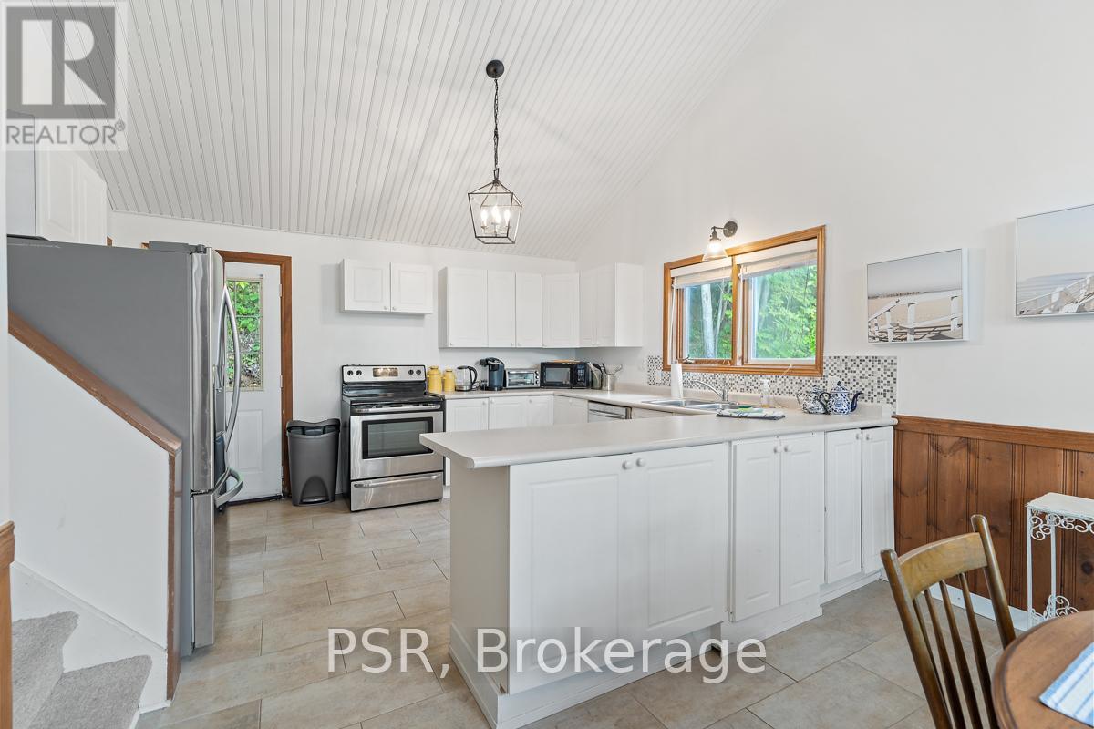 1-1356 & 1357 Peninsula Road, Muskoka Lakes, Ontario  P0B 1J0 - Photo 27 - X12308178