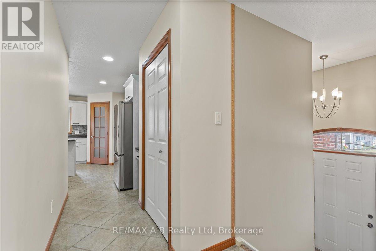 224 Napier Street, West Perth, Ontario  N0K 1N0 - Photo 10 - X12329992