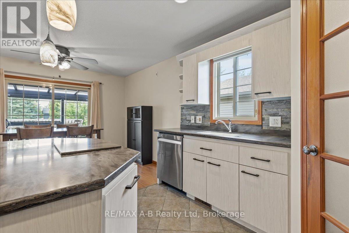 224 Napier Street, West Perth, Ontario  N0K 1N0 - Photo 12 - X12329992