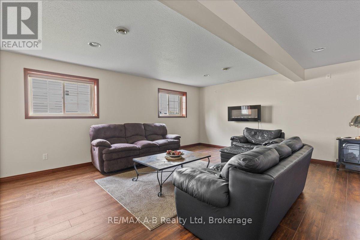 224 Napier Street, West Perth, Ontario  N0K 1N0 - Photo 26 - X12329992