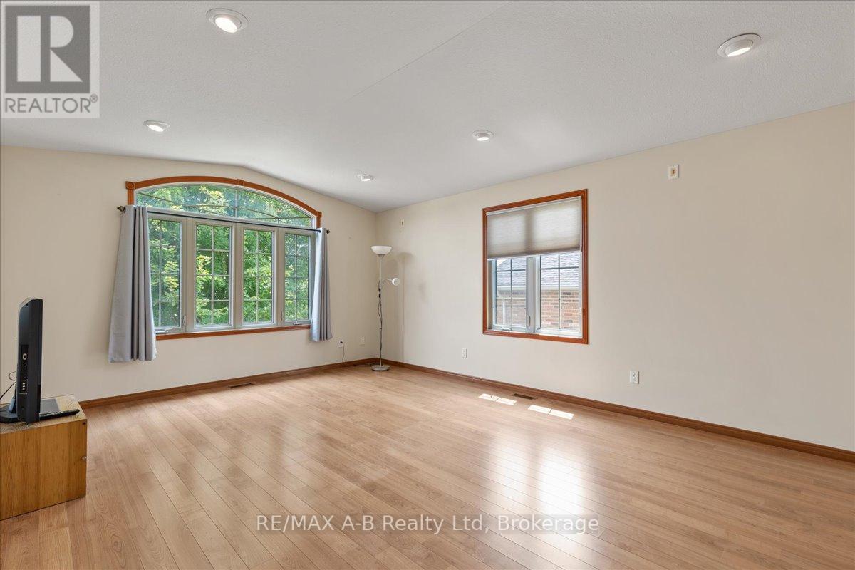 224 Napier Street, West Perth, Ontario  N0K 1N0 - Photo 7 - X12329992