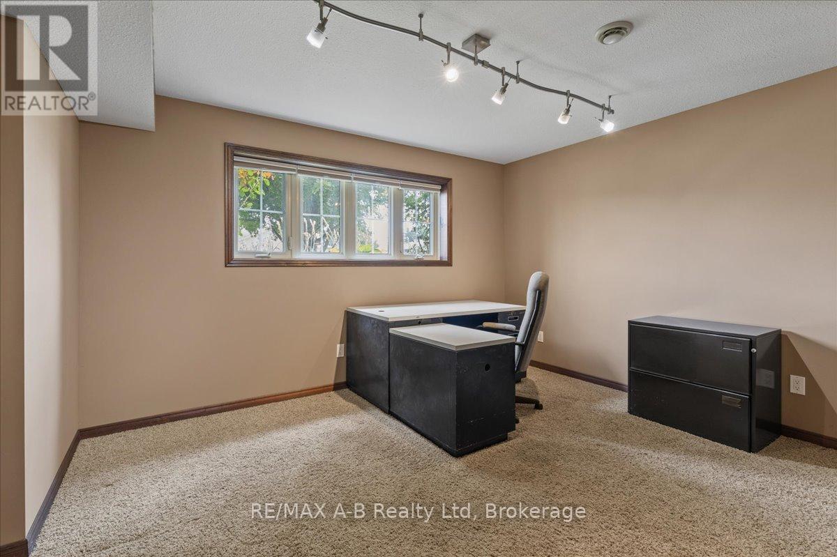 224 Napier Street, West Perth, Ontario  N0K 1N0 - Photo 32 - X12329992
