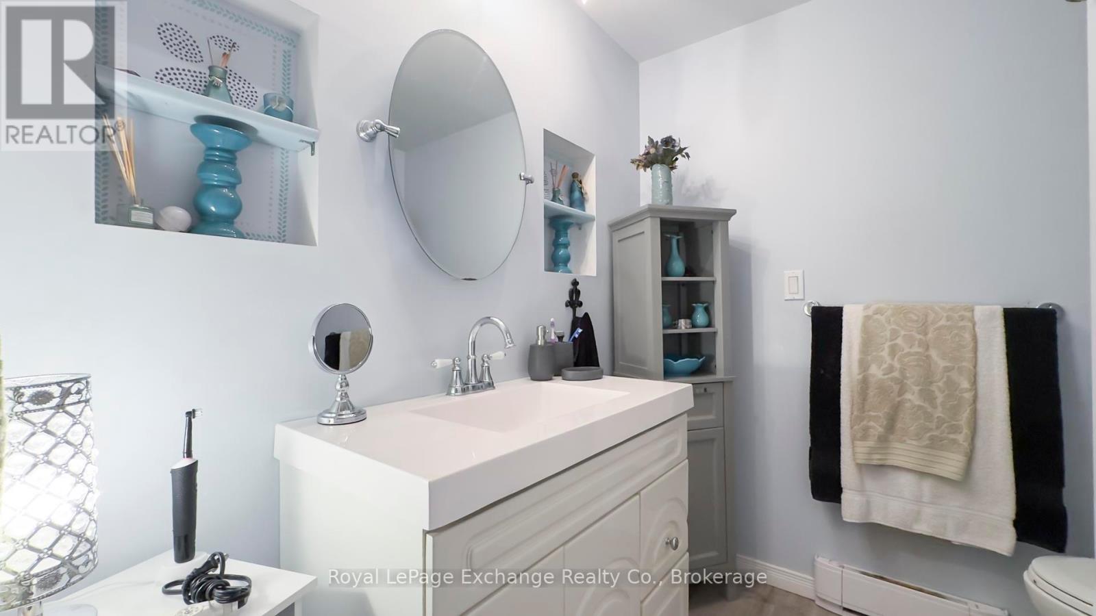 53 Maplewood Boulevard, Kincardine, Ontario  N0G 2T0 - Photo 25 - X12330015