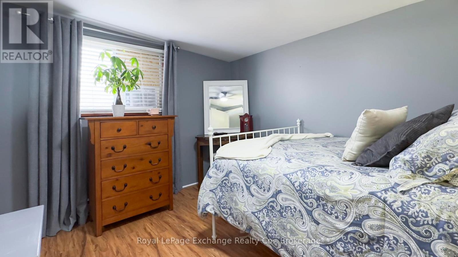 53 Maplewood Boulevard, Kincardine, Ontario  N0G 2T0 - Photo 29 - X12330015
