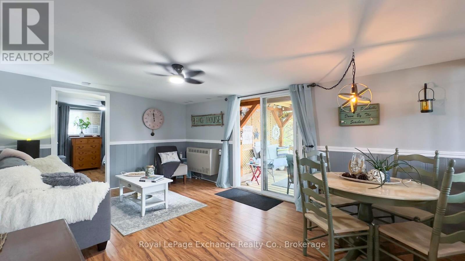 53 Maplewood Boulevard, Kincardine, Ontario  N0G 2T0 - Photo 8 - X12330015