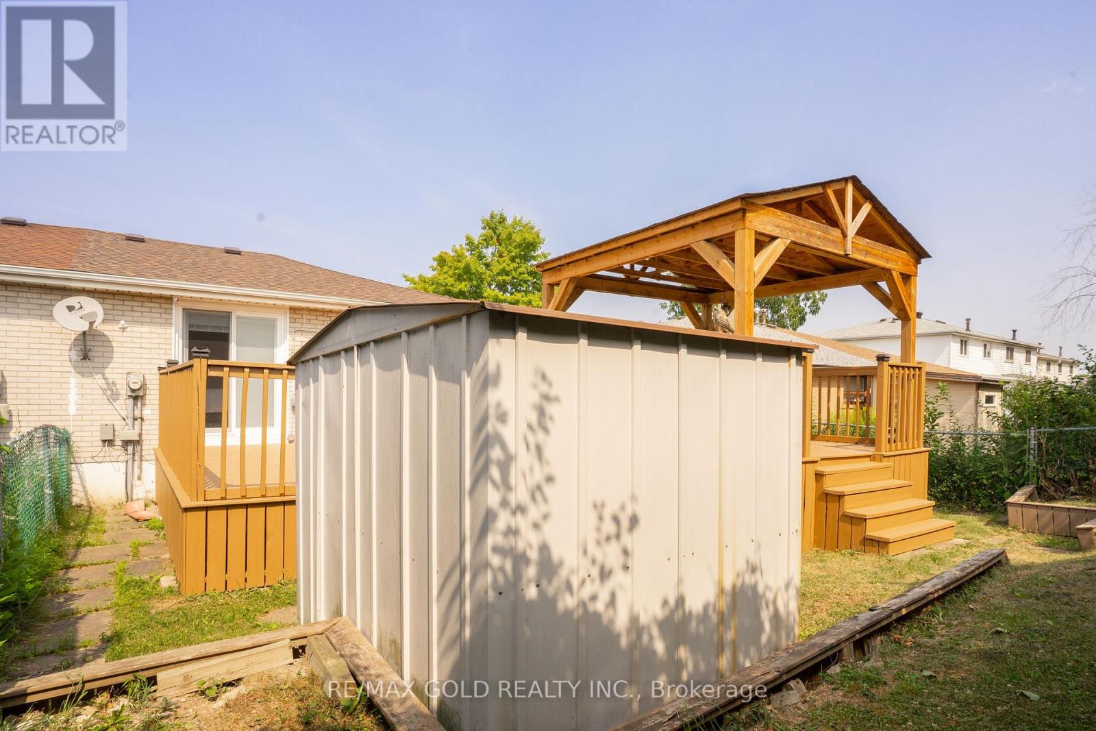51 Davenport Crescent, Brampton, Ontario  L6T 3L5 - Photo 37 - W12329774