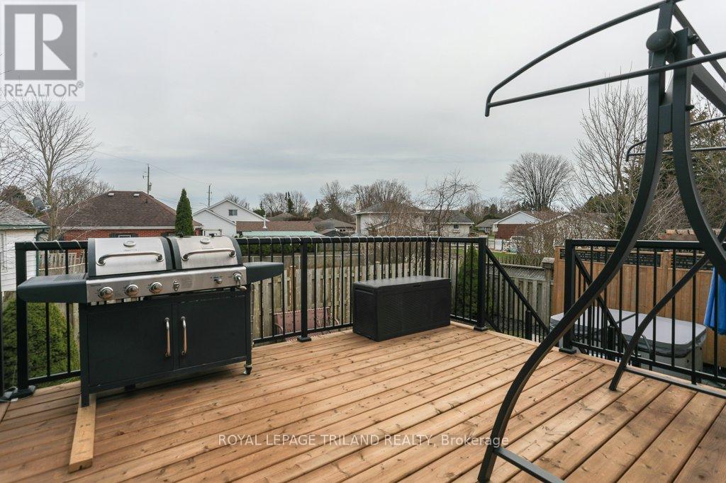 283 Greenfield Lane, Chatham-Kent, Ontario  N7L 5N4 - Photo 18 - X12315161