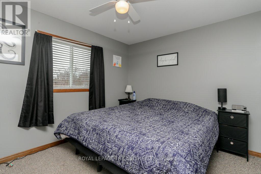 283 Greenfield Lane, Chatham-Kent, Ontario  N7L 5N4 - Photo 25 - X12315161