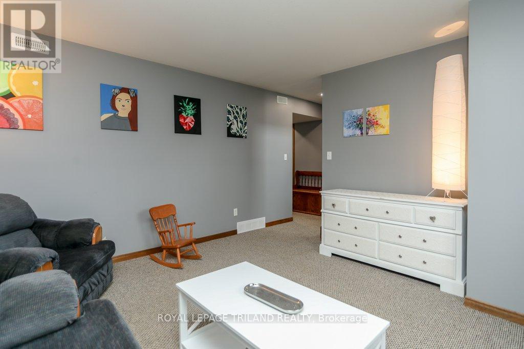 283 Greenfield Lane, Chatham-Kent, Ontario  N7L 5N4 - Photo 31 - X12315161