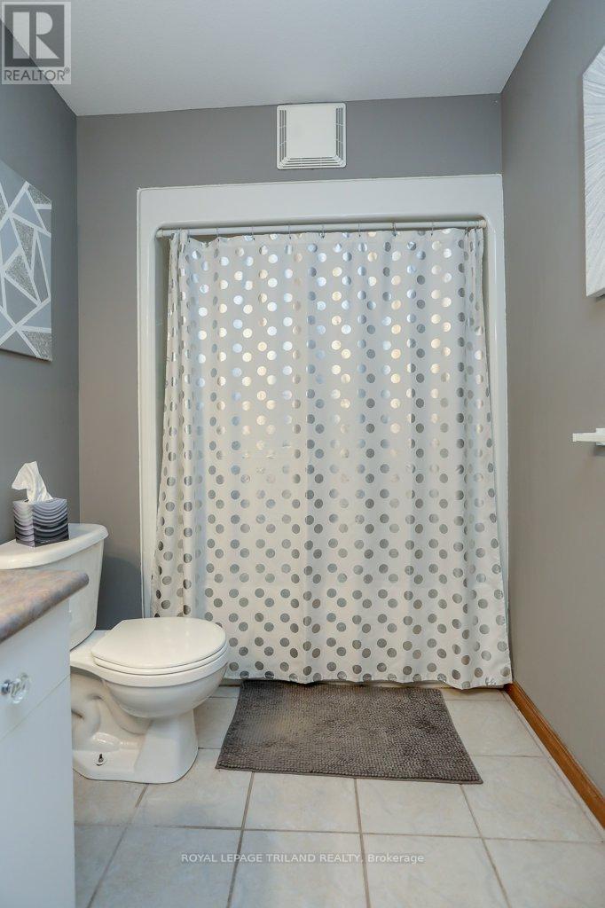283 Greenfield Lane, Chatham-Kent, Ontario  N7L 5N4 - Photo 37 - X12315161