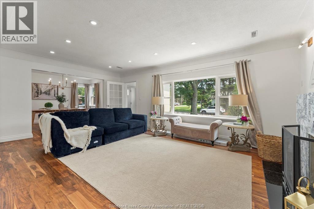 Property at 411 BELLE ISLE BOULEVARD image 3