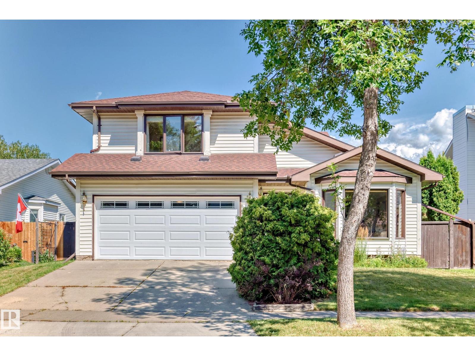 Property at 10 DUFFERIN ST image 1