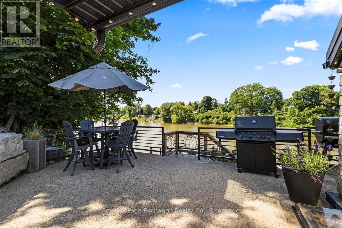 268 Saugeen Street, Saugeen Shores, Ontario N0H 2L0 - Photo 9 - X12267462