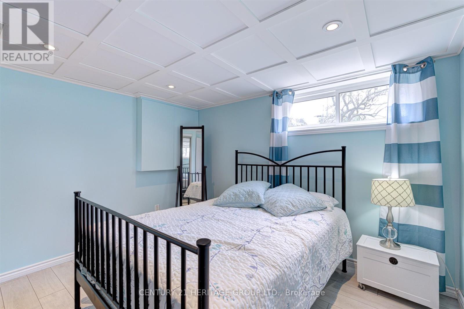 10 Bachly Crescent, King, Ontario  L7B 0E8 - Photo 40 - N12329488