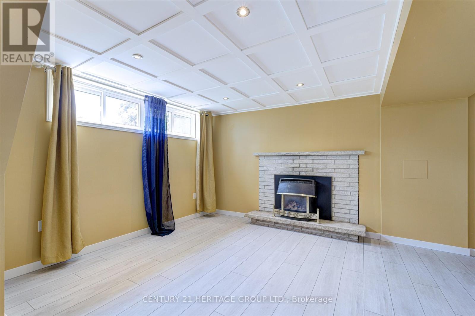 10 Bachly Crescent, King, Ontario  L7B 0E8 - Photo 34 - N12329488