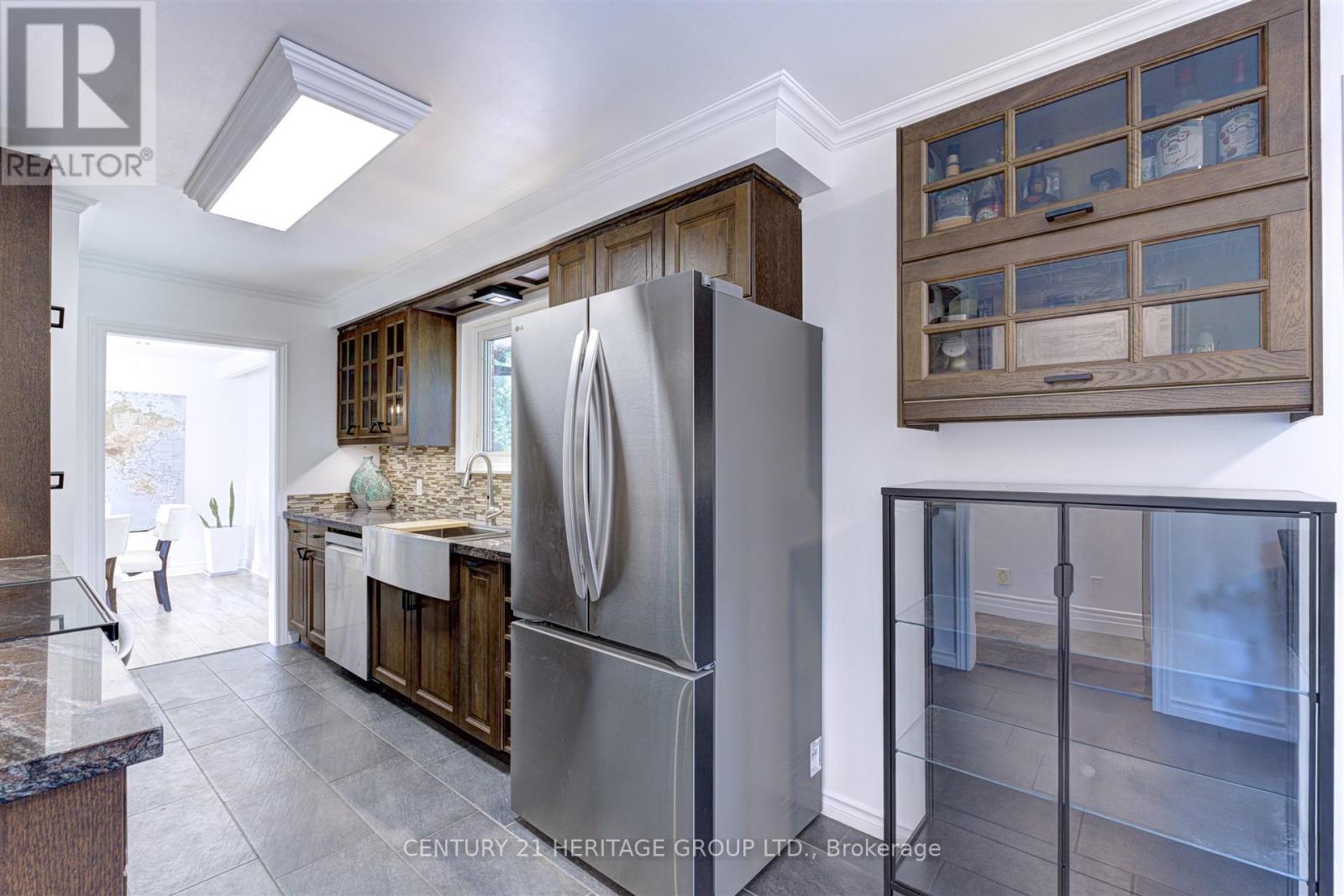 10 Bachly Crescent, King, Ontario  L7B 0E8 - Photo 21 - N12329488