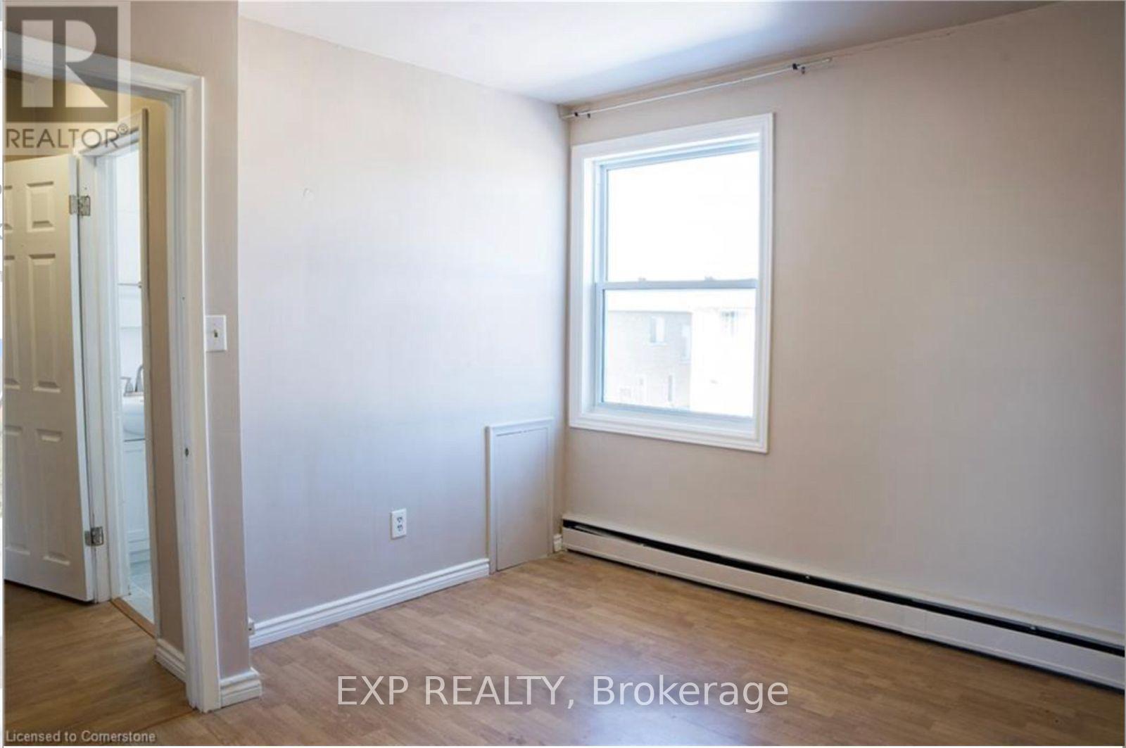 250 Highland Road W, Hamilton, Ontario  L8J 3T7 - Photo 22 - X12317591