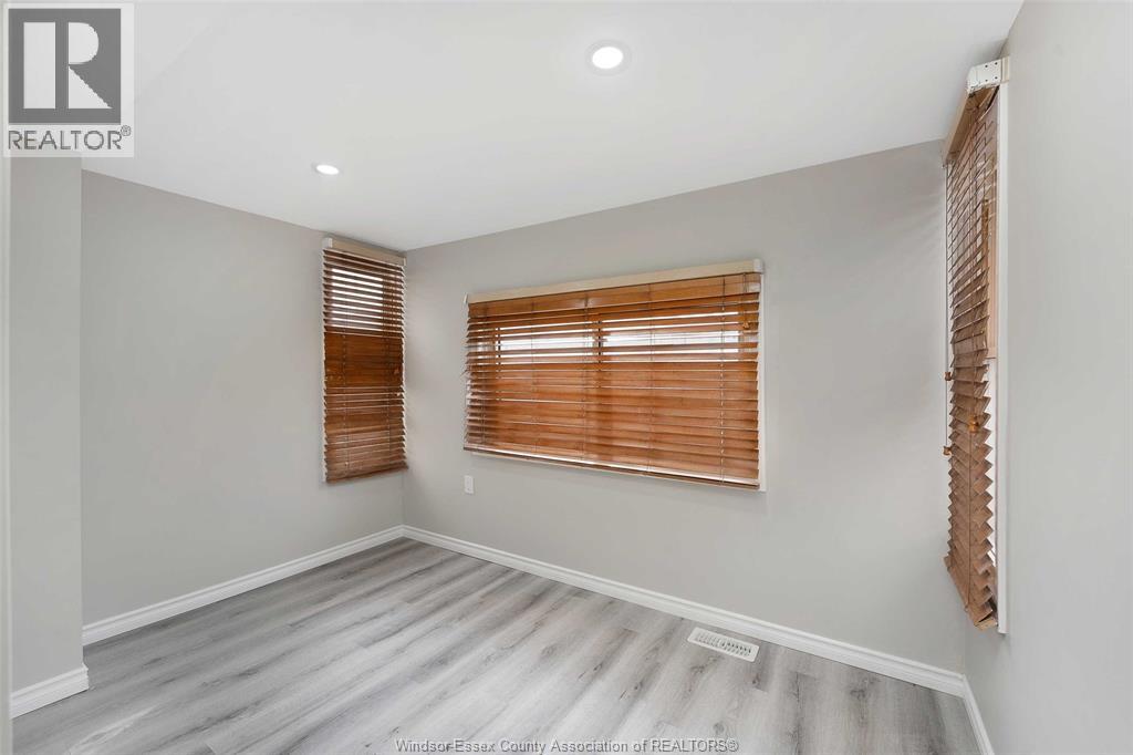 1061 Highland Avenue, Windsor, Ontario  N9A 1R6 - Photo 26 - 25020014