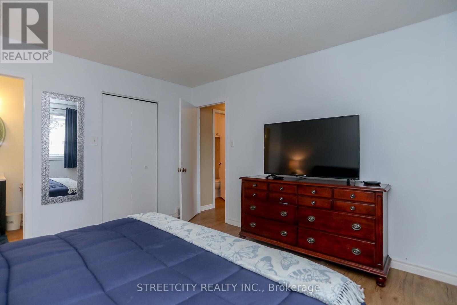 9 Cottonwood Crescent Sw, London North, Ontario  N6G 2Y7 - Photo 29 - X12330033