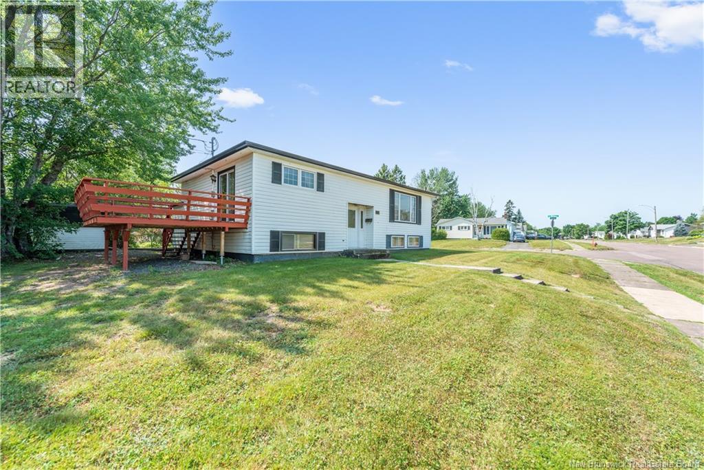 169 Queen Mary Road, Moncton, New Brunswick  E1A 3P6 - Photo 2 - NB124482