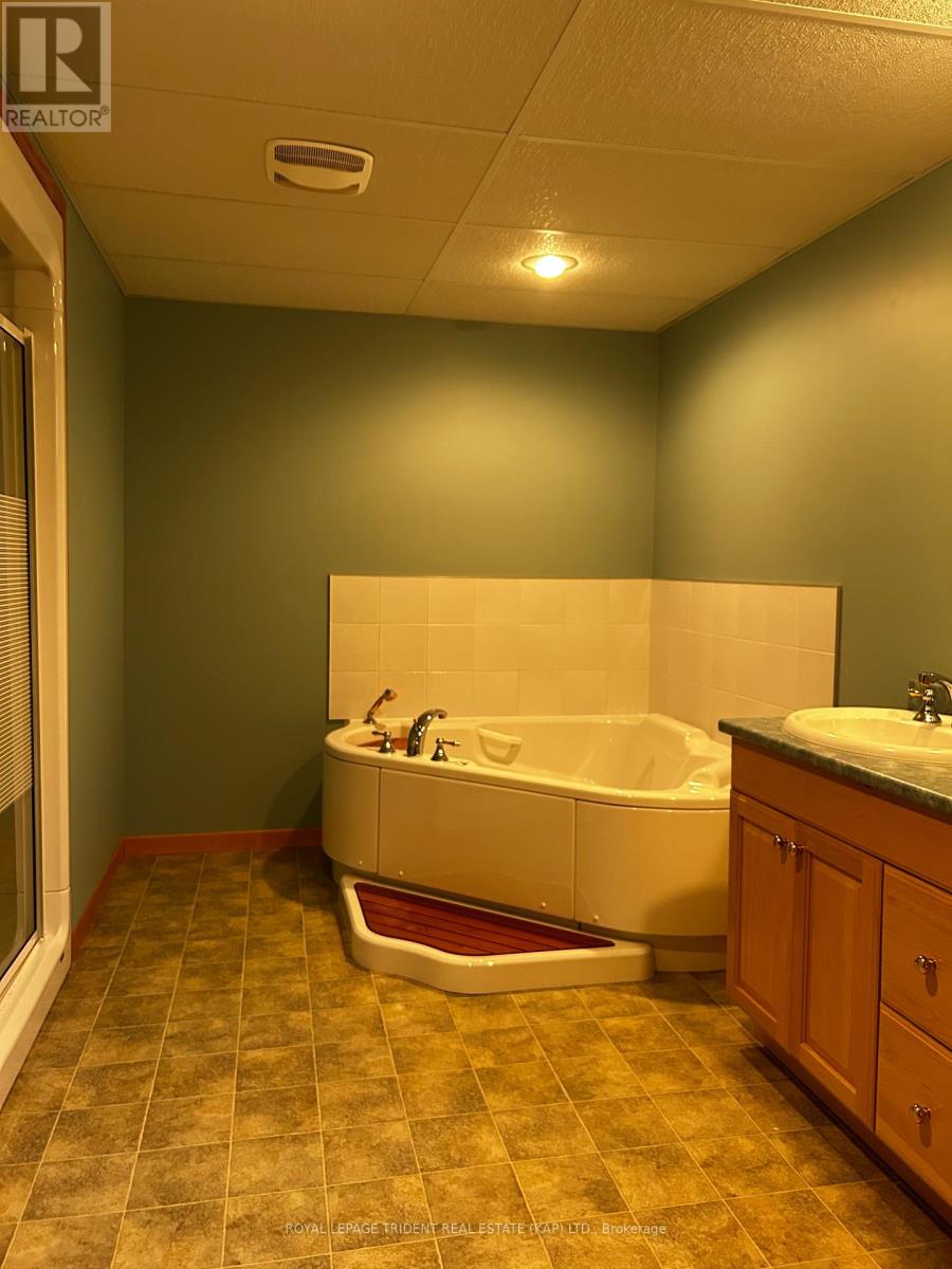 19 Ottawa Street E, Kapuskasing, Ontario  P5N 1Y4 - Photo 31 - T12330076