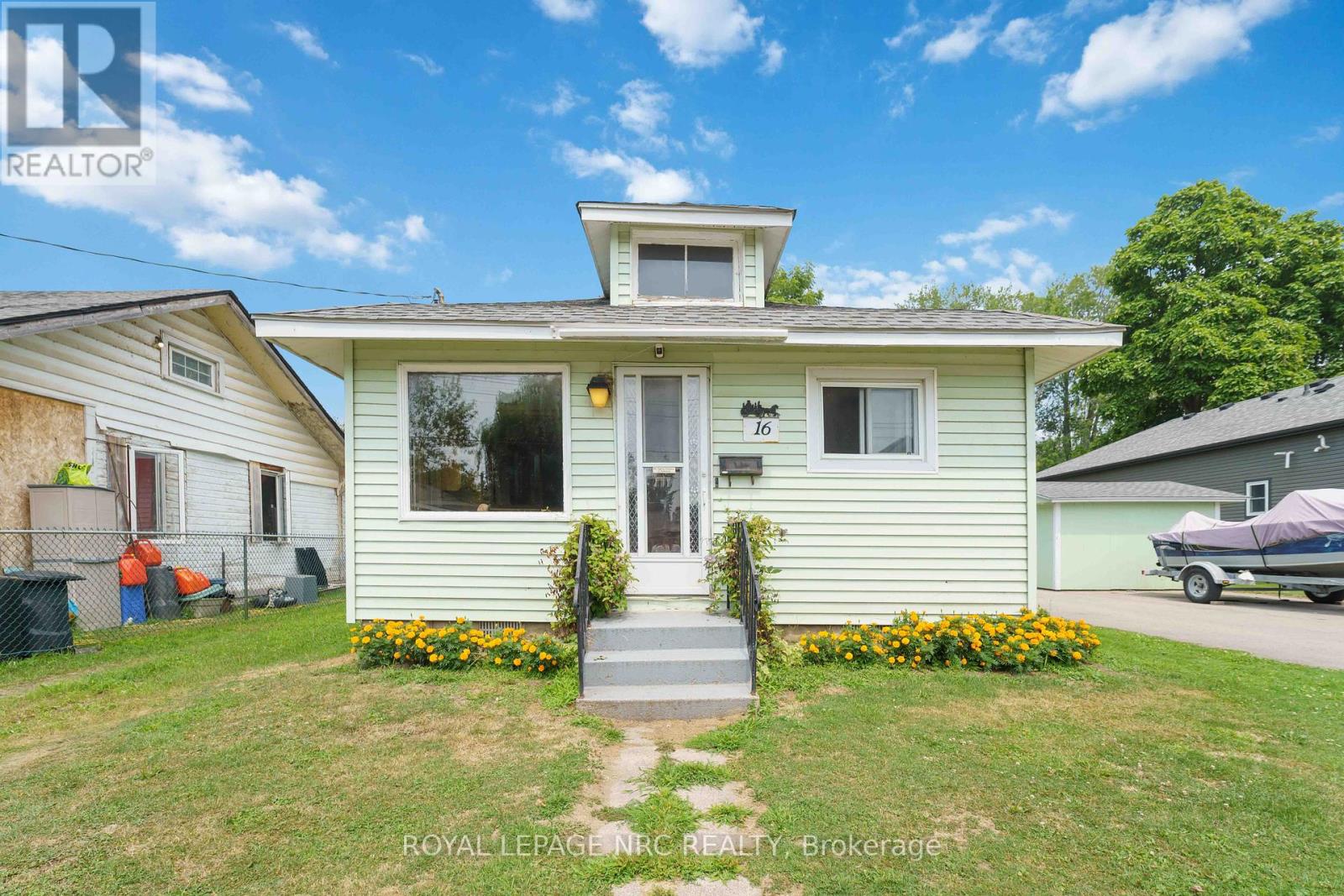 16 CAMBRIDGE ROAD E, Fort Erie, Ontario