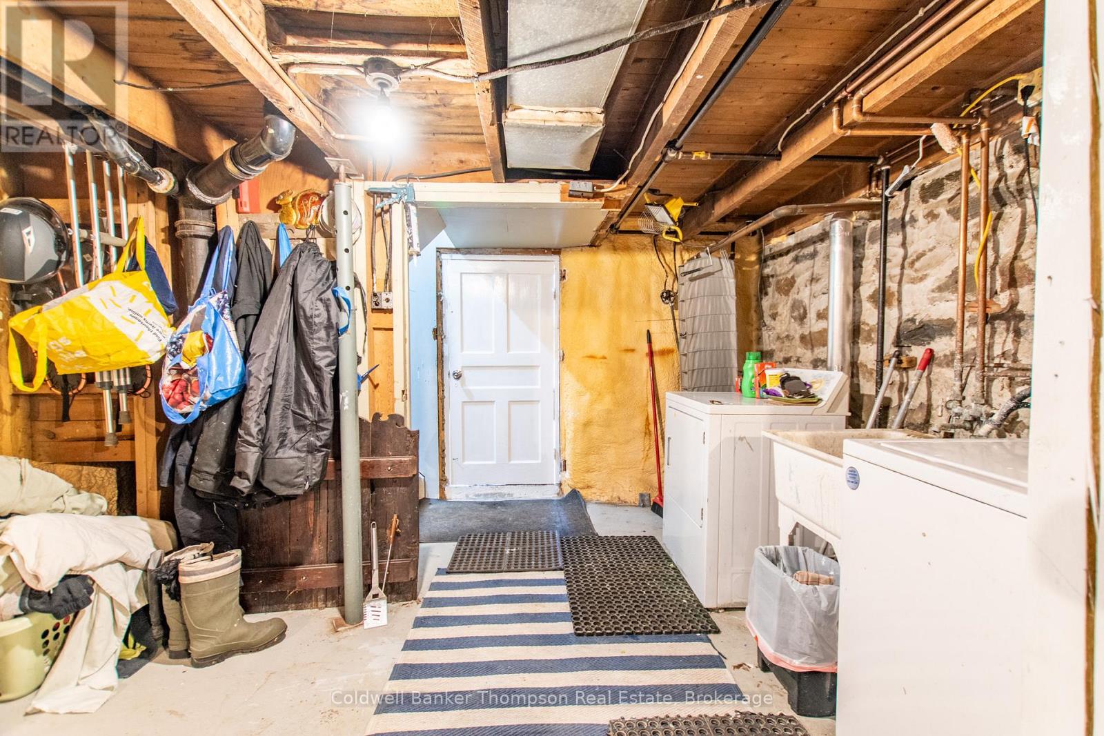 10 Duncan Street E, Huntsville, Ontario  P1H 1P6 - Photo 25 - X12330056