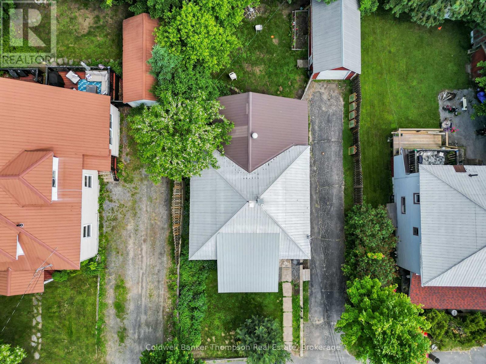 10 Duncan Street E, Huntsville, Ontario  P1H 1P6 - Photo 31 - X12330056