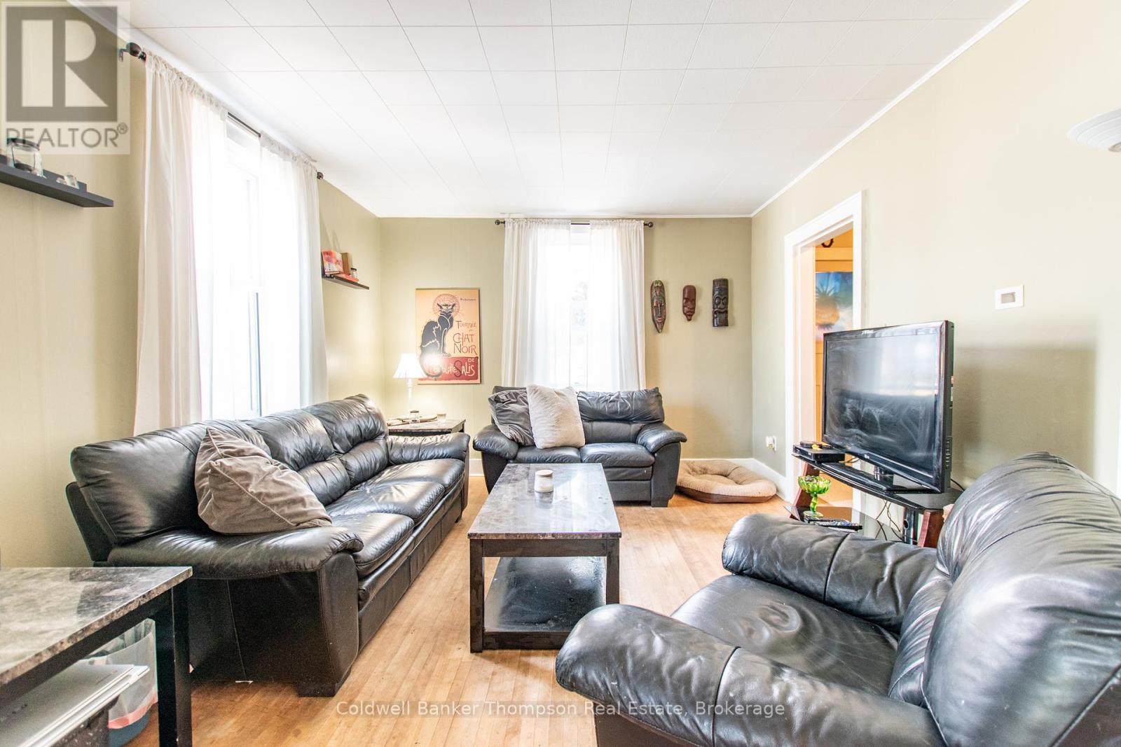 10 Duncan Street E, Huntsville, Ontario  P1H 1P6 - Photo 8 - X12330056