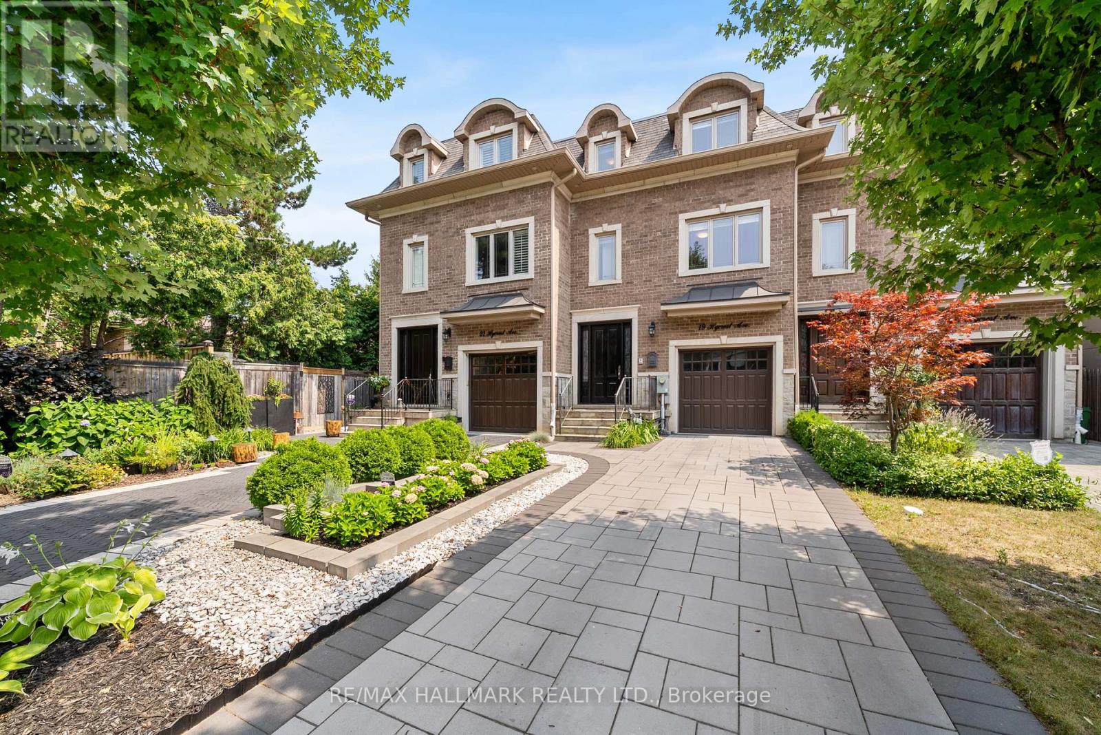 Property at 19 HYCREST AVENUE image 1
