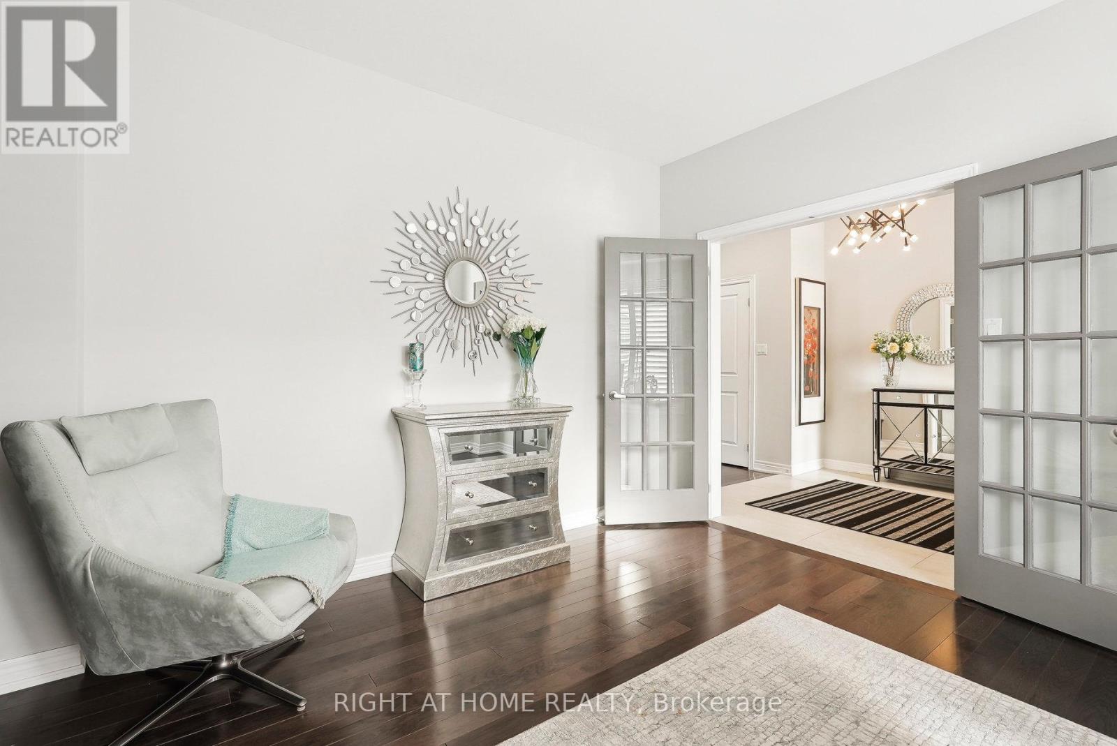Property at 944 LARTER STREET image 5