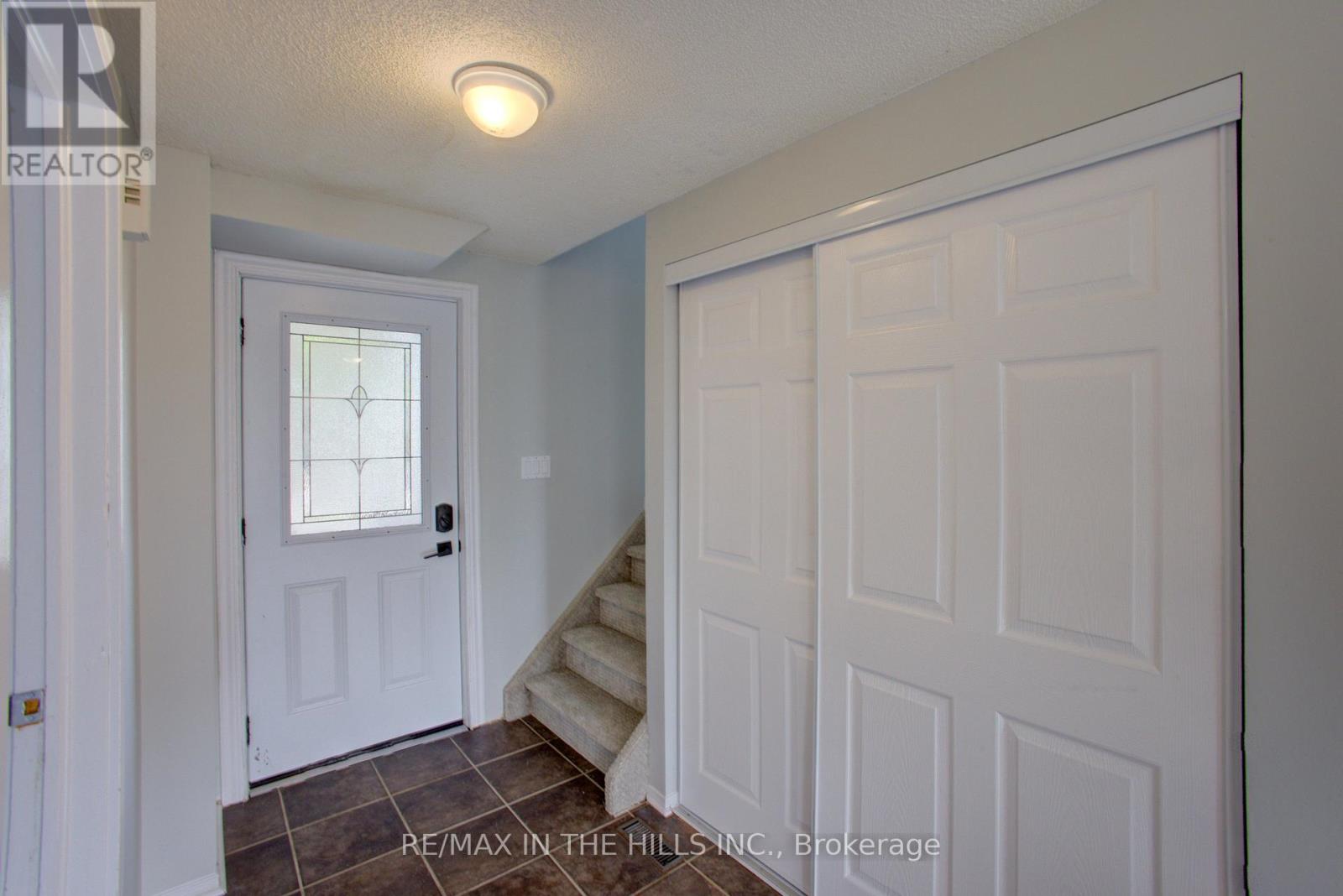 14 Tunbridge Road, Barrie, Ontario  L4M 6S8 - Photo 3 - S12329973