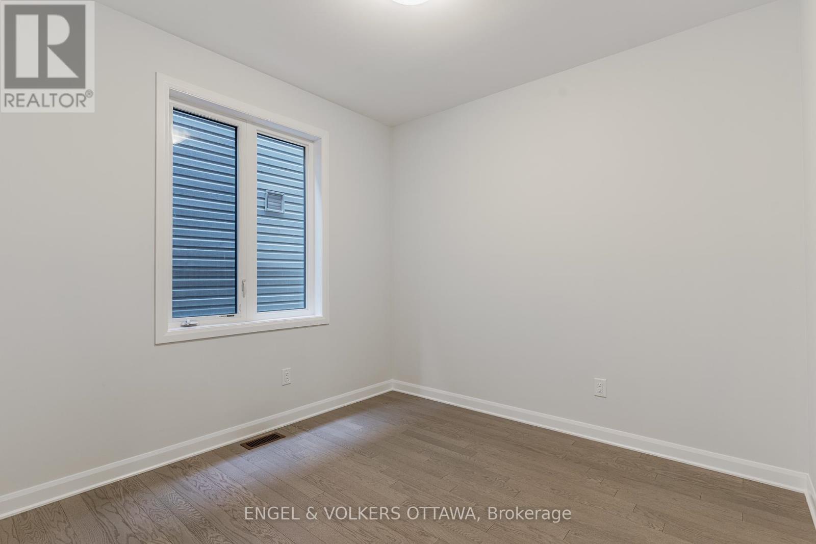 333 Elsie Macgill Walk, Ottawa, Ontario  K2W 0K7 - Photo 27 - X12320813