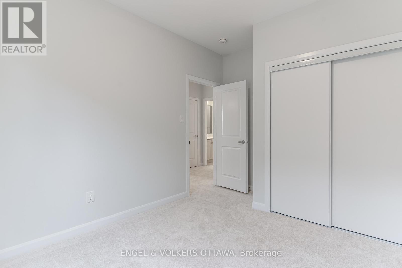 333 Elsie Macgill Walk, Ottawa, Ontario  K2W 0K7 - Photo 38 - X12320813