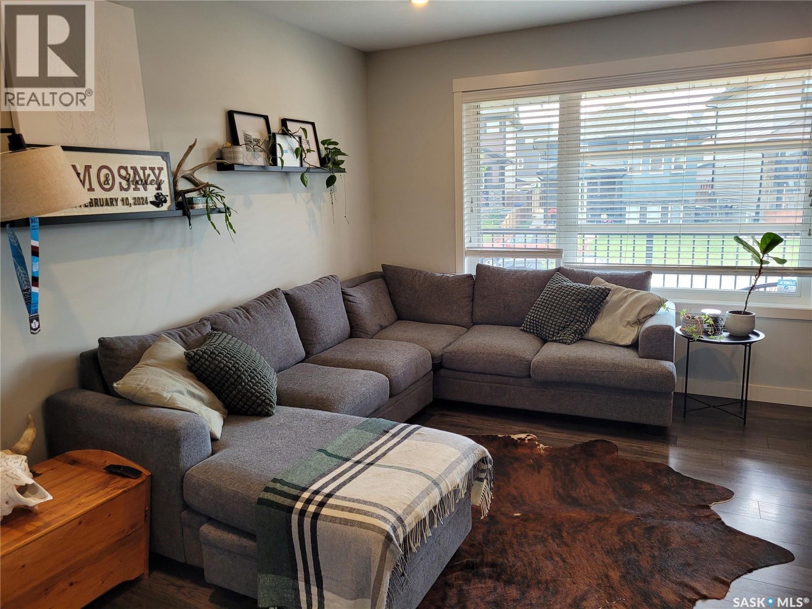 Property at 1054 Kloppenburg BEND image 5
