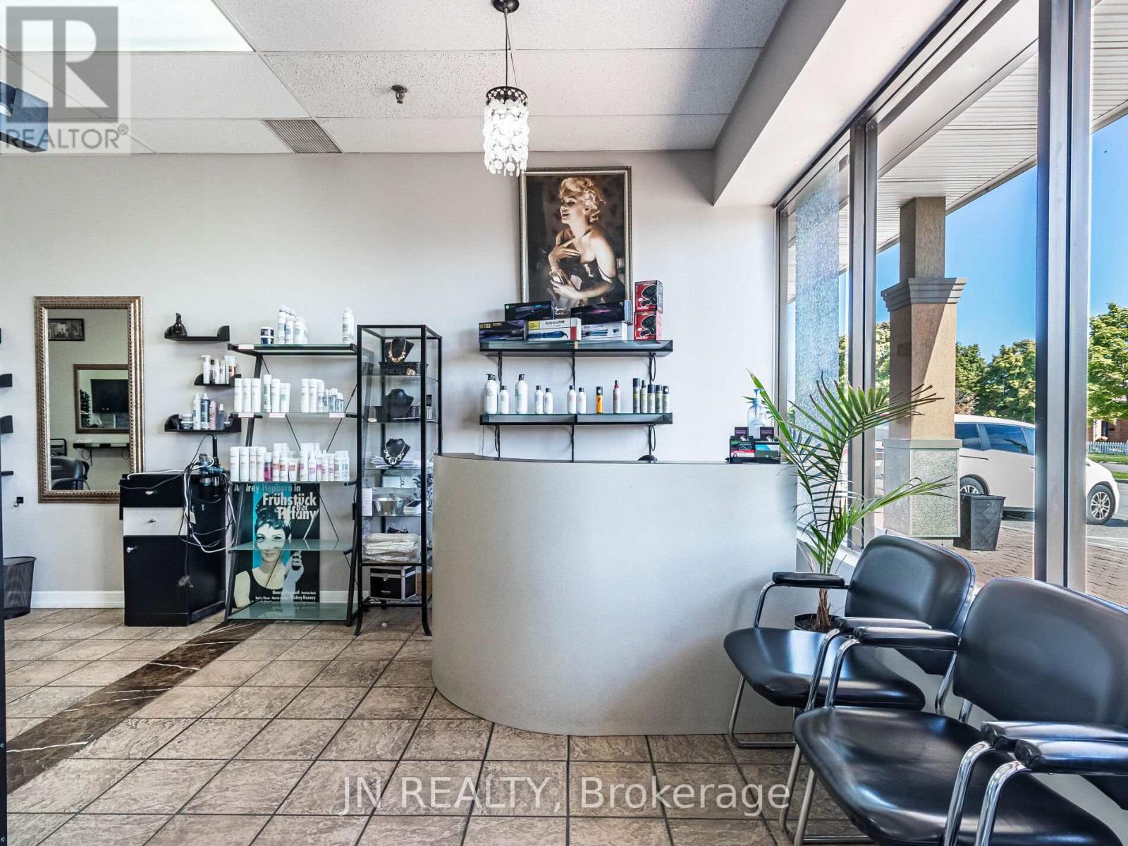 3 - 2 Philosophers Trail, Brampton, Ontario  L6S 4C9 - Photo 5 - W12329922
